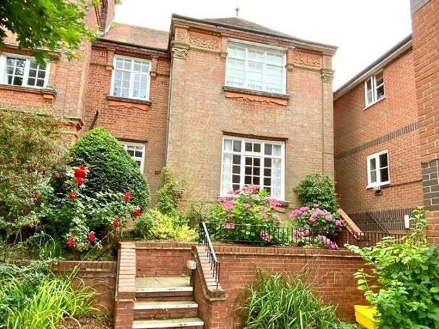 House for sale in West Northamptonshire, England