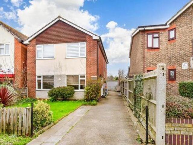 House for sale in Swalecliffe, Whitstable