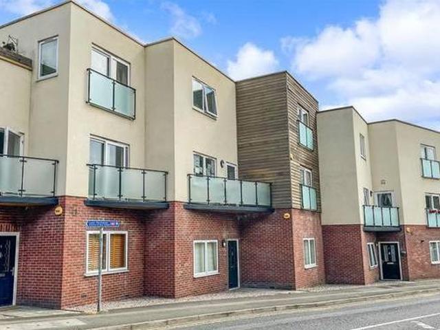 House for rent in Surrey