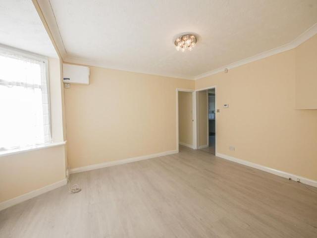 House for rent in Yeading, Greater London