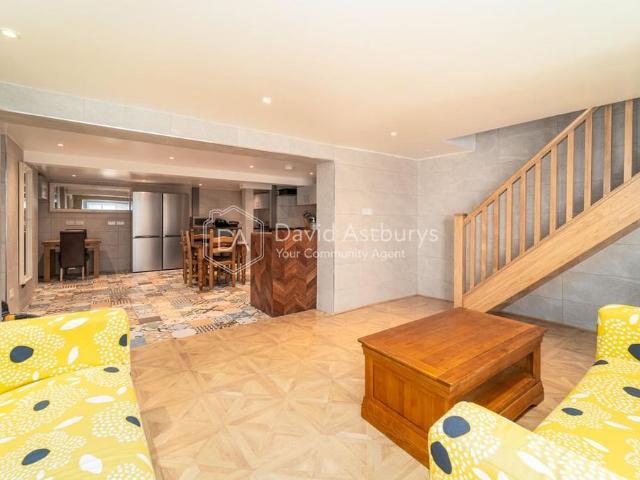 House for rent in Barnsbury, Greater London