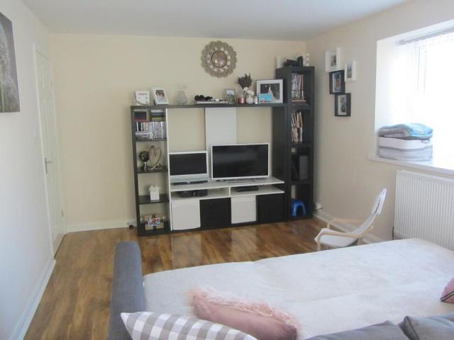 House for rent in Sheerwater, Woking