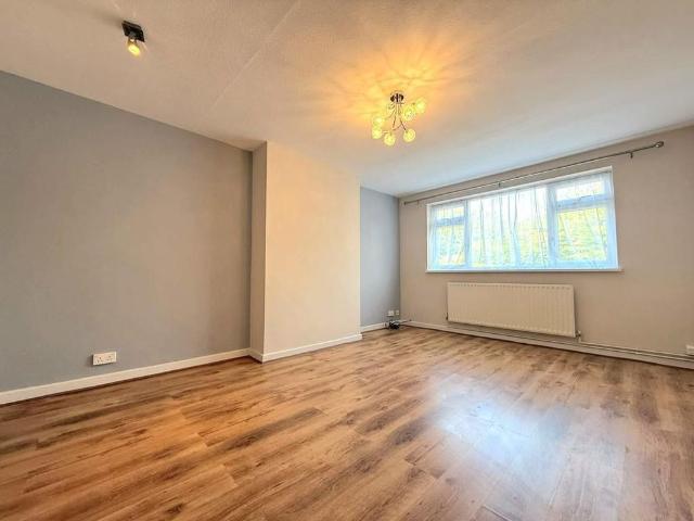 House for rent in Harrow Weald, Greater London