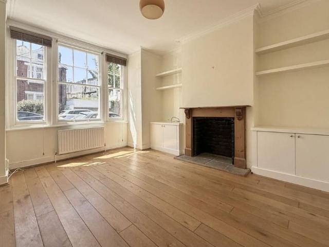 House for rent in Mortlake, Greater London