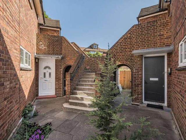 Maisonette for sale in Lower Halliford, Surrey