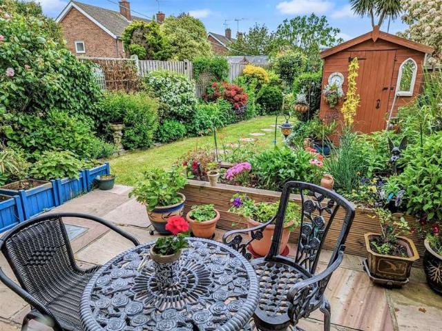 Maisonette for sale in Pot Kilns, Greater London