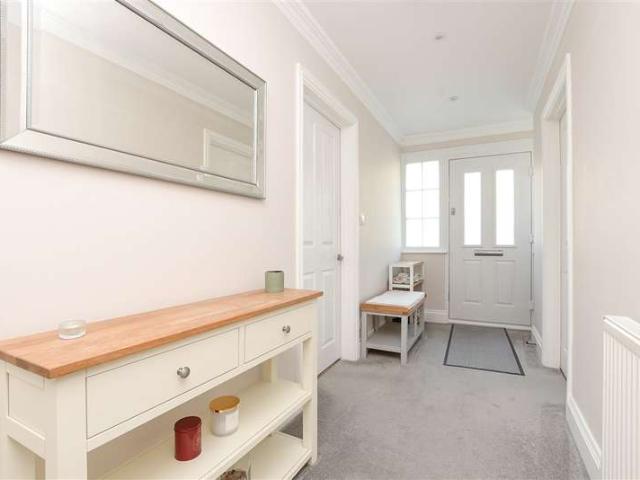Maisonette for sale in Red Hill, Surrey