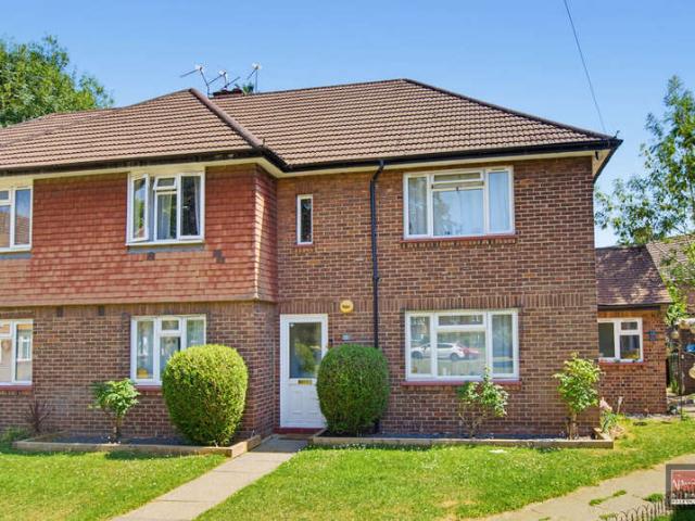 Maisonette for sale in Staines, Surrey