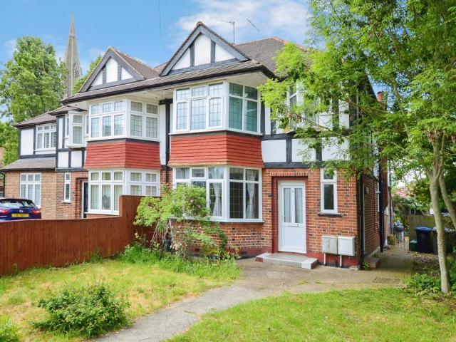 Flat for sale in Greater London
