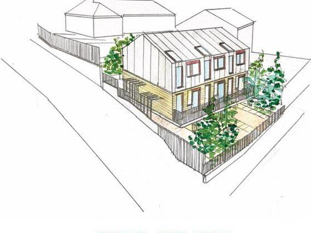 Flat for sale in Tonyrefail, Coedely