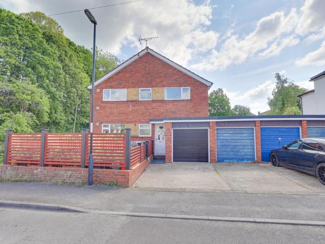 Flat for sale in Bitterne, Isle Of Man