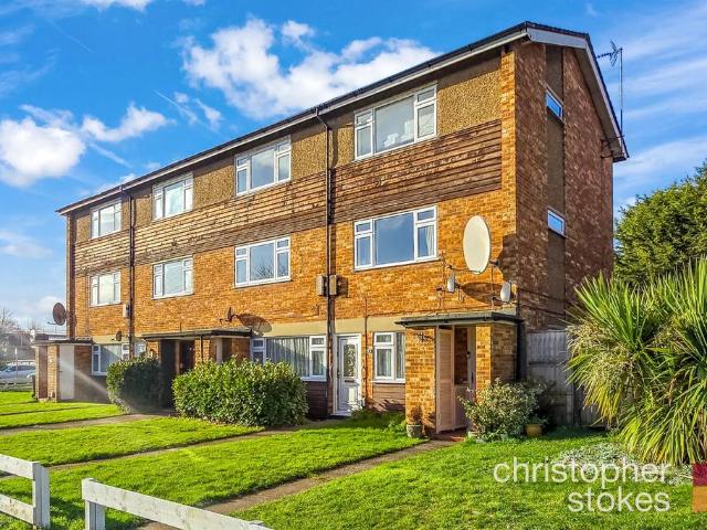 Flat for sale in Broxbourne, Hertfordshire