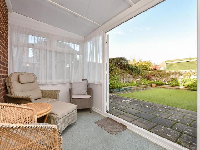 Flat for sale in East Cliff, Thanet