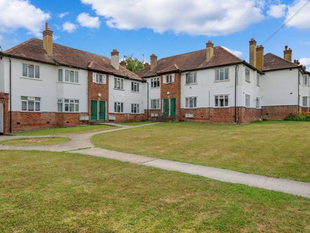 Flat for sale in Greater London