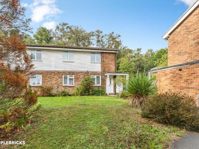 Flat for sale in Birch Hill, Bracknell