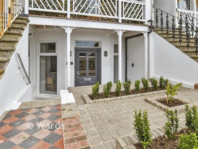 Flat for sale in Minnis Bay, Acol