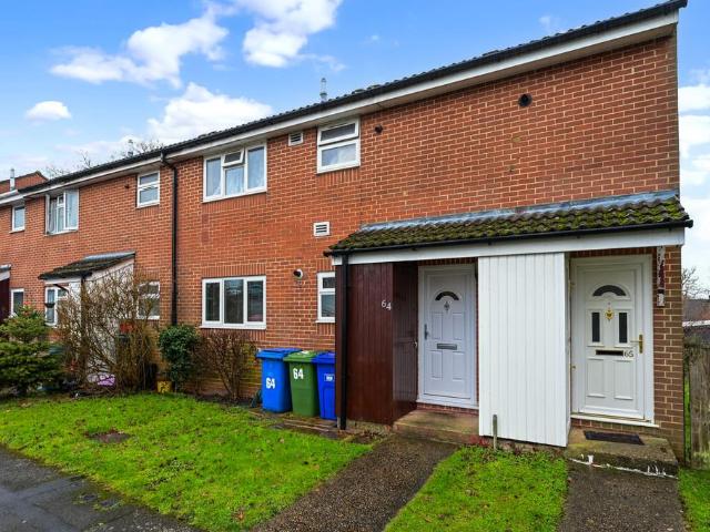 Flat for sale in Little Sandhurst
