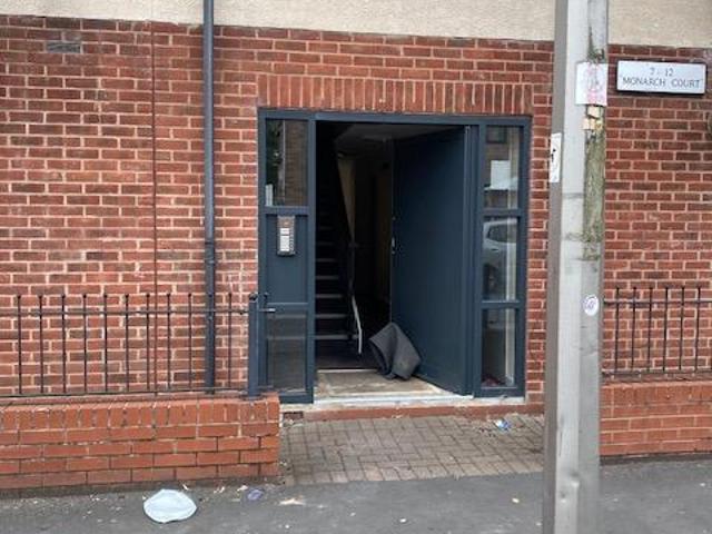 Flat for sale in Wednesbury, The Flatts