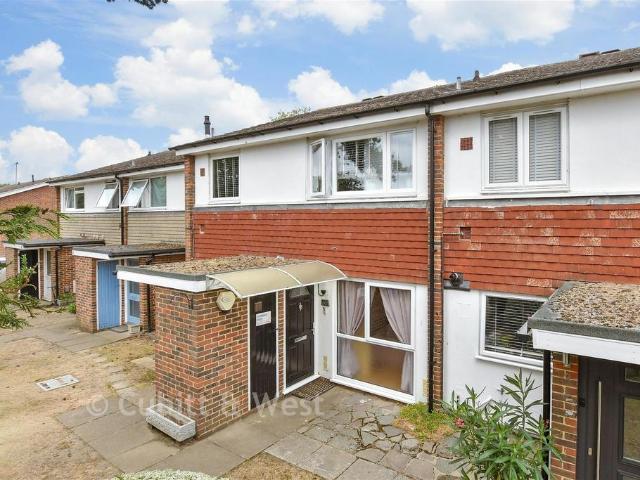 Flat for sale in Pachesham Park, Surrey