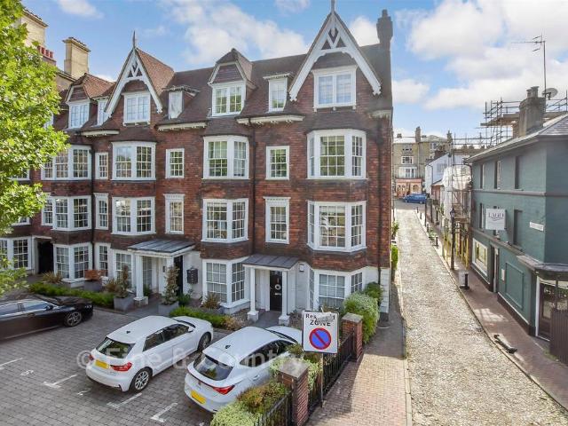 Flat for sale in Royal Tunbridge Wells, Tunbridge Wells
