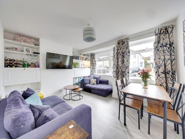 Flat for sale in Poverest, Greater London
