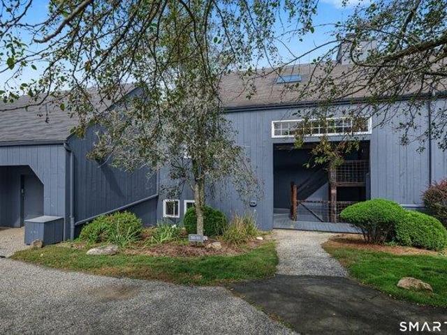 House for sale in Long Hill Farms, Guilford
