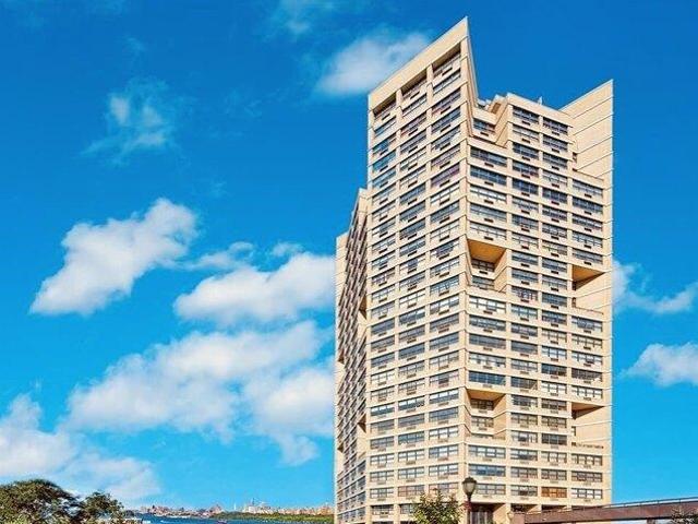 Condo for sale in Hudson, New Jersey