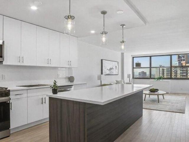 Condo for sale in Hudson, New Jersey