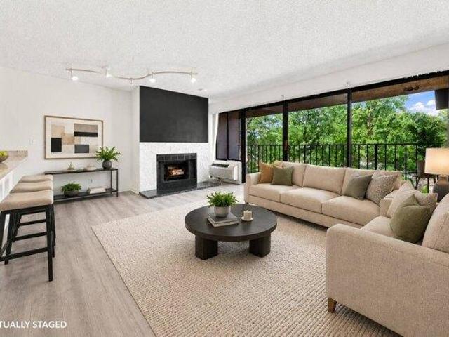 Condo for sale in Hackensack, New Jersey