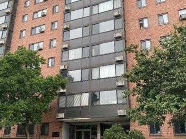 Condo for sale in Hackensack, New Jersey