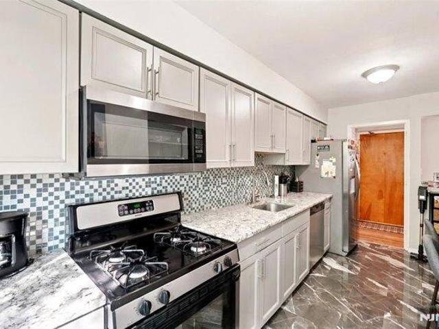 Condo for sale in Hackensack, Bergen County