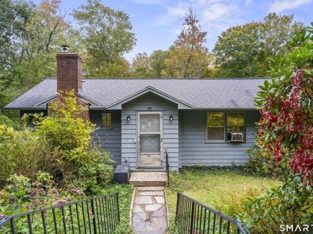 House for sale in Arnolds, Haddam