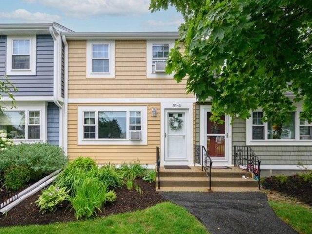 Condo for sale in Halifax, Massachusetts