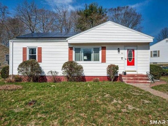 House for sale in Hamden, Connecticut