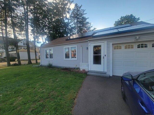 House for sale in Hamden, Connecticut