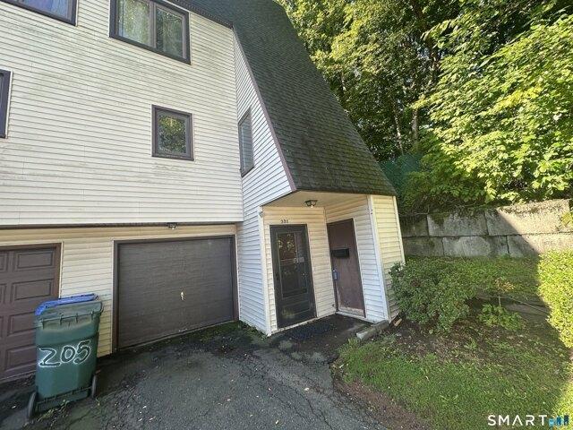 House for sale in Hamden, Connecticut