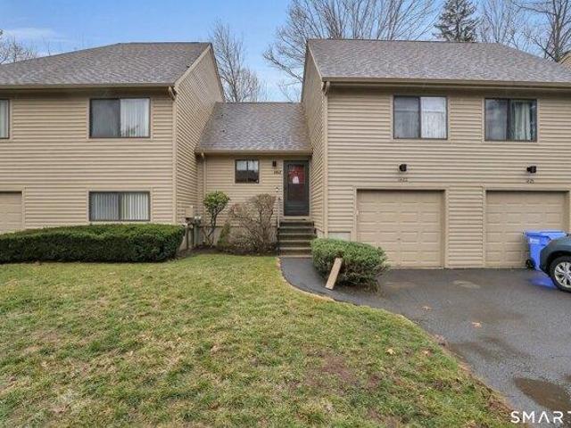Condo for sale in Hamden, Connecticut