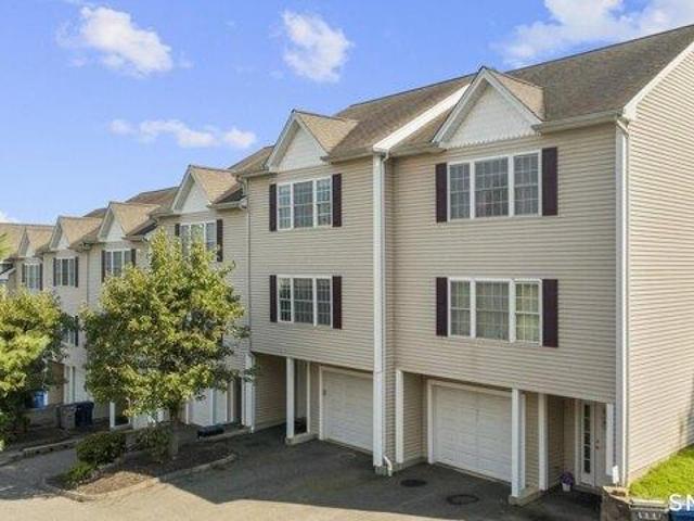 House for sale in Hamden, Connecticut