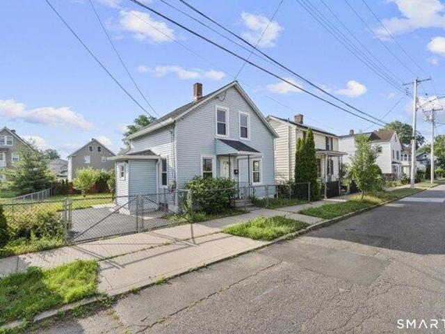 House for sale in Hamden, Connecticut