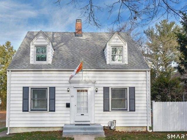House for sale in Hamden, Connecticut