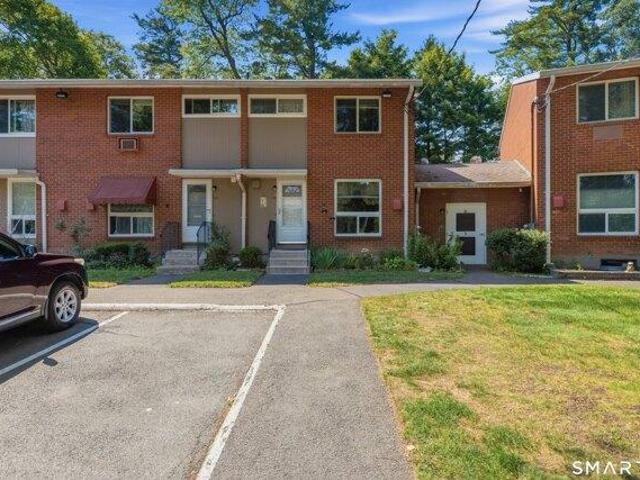 House for sale in Hamden, Connecticut