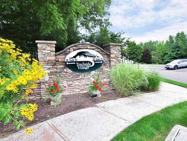 Condo for sale in Hamden, South Central Connecticut Planning Region