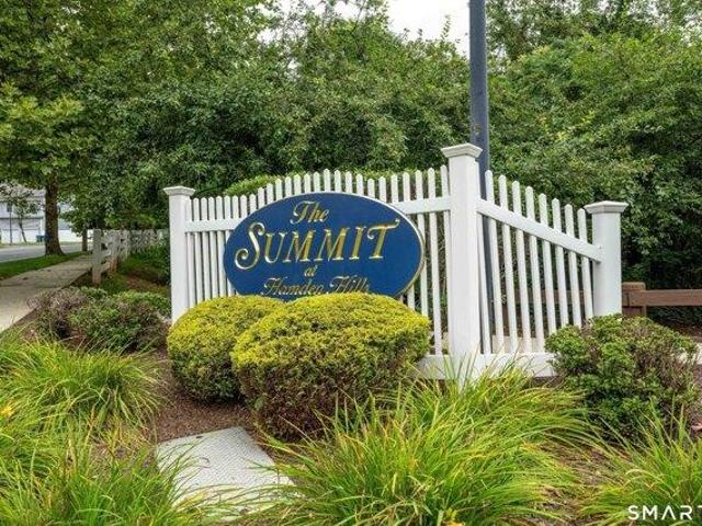 Condo for sale in Hamden, South Central Connecticut Planning Region