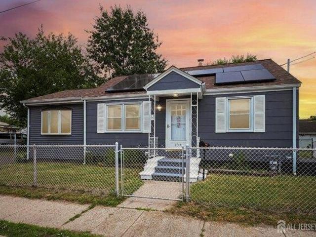 House for sale in Crosswicks, New Jersey