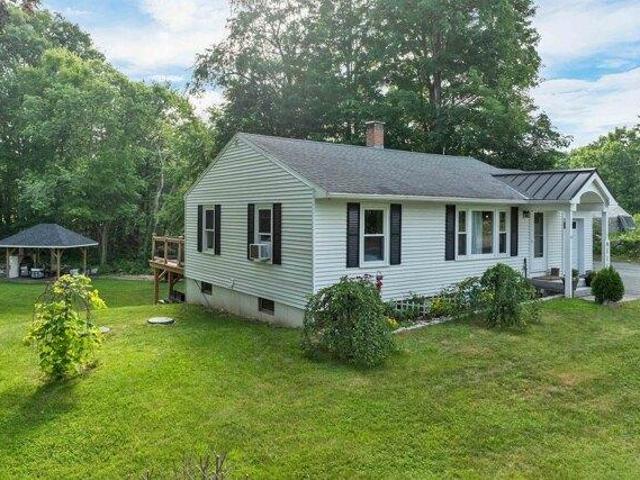 House for sale in New Hampshire