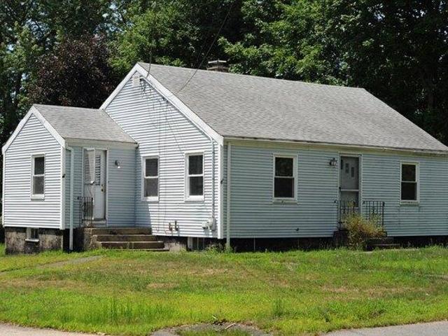 House for sale in Hanson, Massachusetts