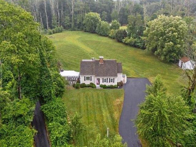 House for sale in Hanson, Plymouth County