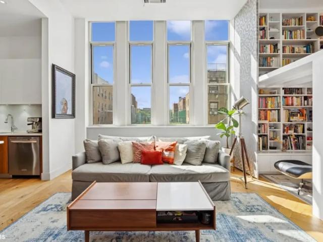 Apartment for sale in Arverne, New York