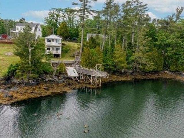 House for sale in Bailey Island, Maine