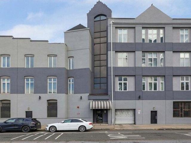 Condo for sale in Hudson, New Jersey